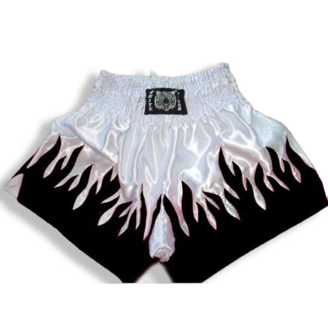 מכנסי איגרוף תאילנדי White Tiger White/Black