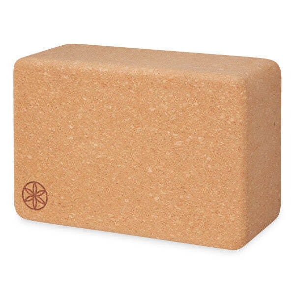 בלוק יוגה Gaiam שעם טבעי Performance Cork