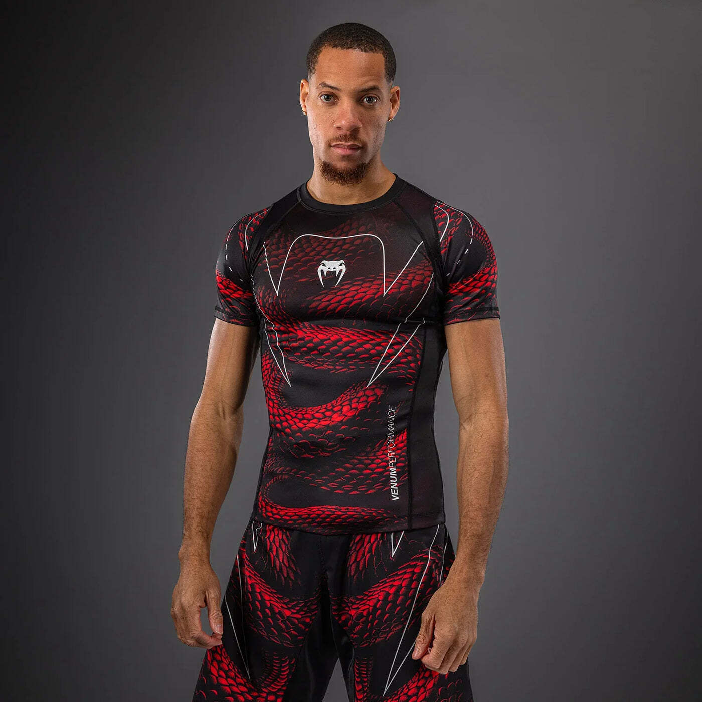 ראשגארד קצר Venum Matupa Black/Red/Silver