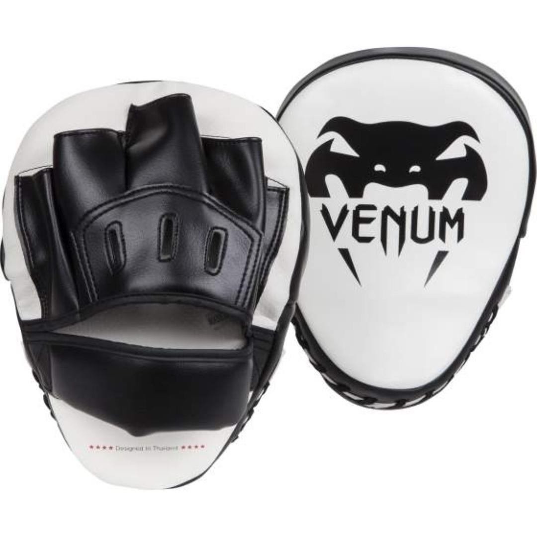 לפות פוקוס קלות זוג Venum Light Focus Mitts