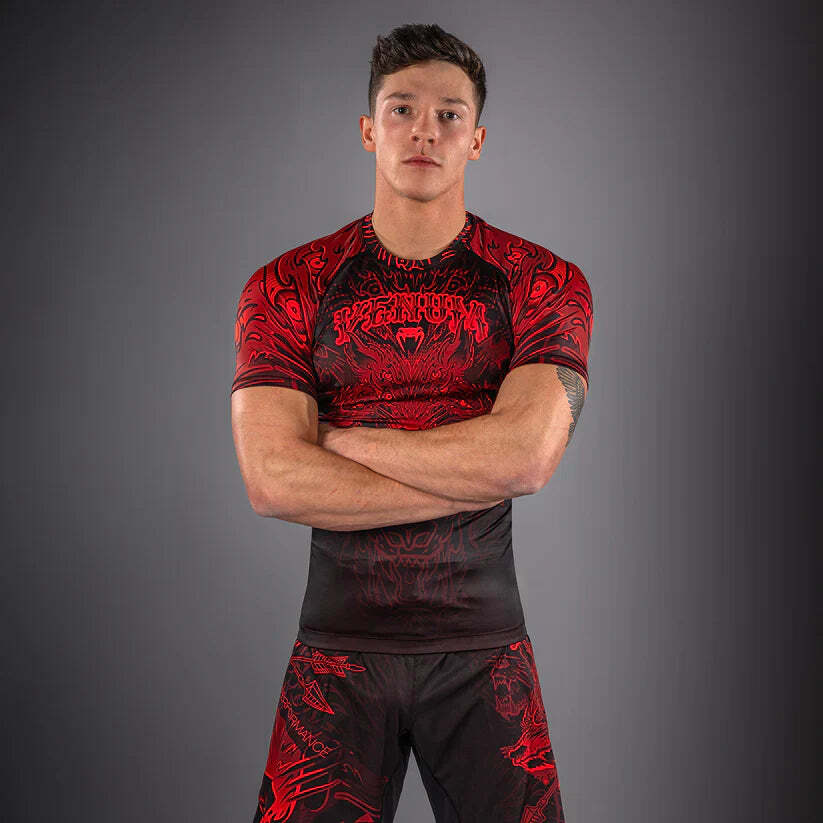 ראשגארד Venum Wolf Atak - Black/Red